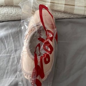 NWT capezio pointe shoes